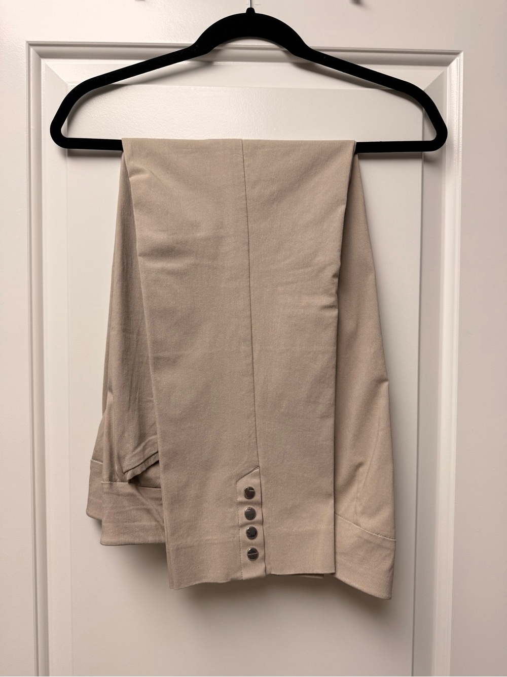 Chico's perfect stretch ankle pants with Button Hem